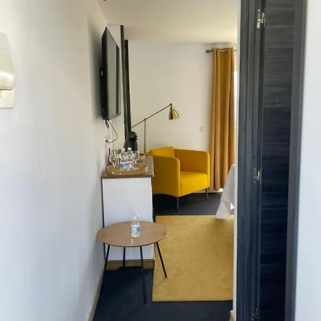 Chabela's Water Guest house
